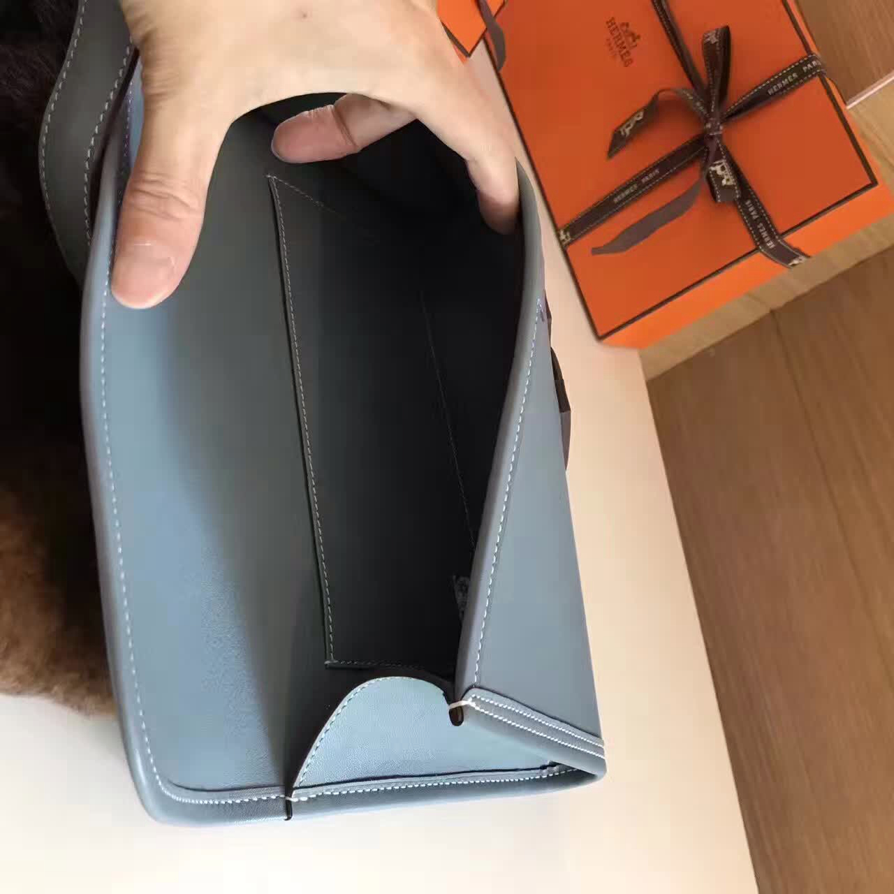 全球同步发售 Hermes Jige手包男女同款 Swift皮