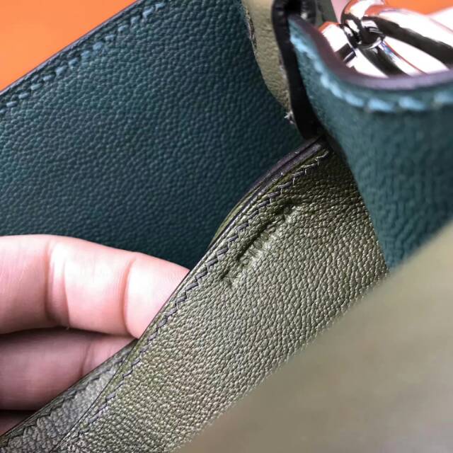 广州爱玛皮具 爱马仕24cm Mini Roulis 猪鼻子包 Swift皮 丛林绿内拼孔雀绿 银扣 进口蜡线 纯手工顶级工艺