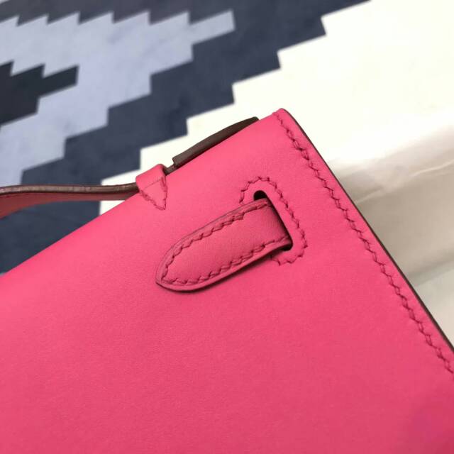 爱马仕包包 stock 22kelly pochette swift皮 E5 Rose Tyrien 玫红 银扣 进口法国蜡线手工缝制