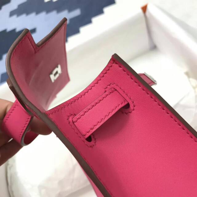 爱马仕包包 stock 22kelly pochette swift皮 E5 Rose Tyrien 玫红 银扣 进口法国蜡线手工缝制