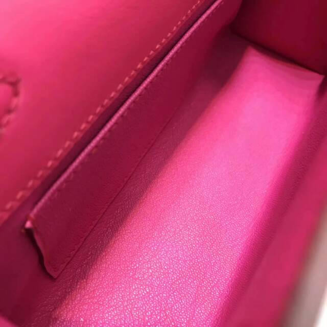 爱马仕包包 stock 22kelly pochette swift皮 E5 Rose Tyrien 玫红 银扣 进口法国蜡线手工缝制