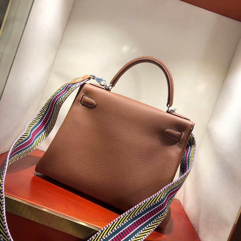Hermes 爱马仕Kelly包 28cm Togo 37 Gold 金棕 银扣 配上Sangle Cavale肩带简直绝美