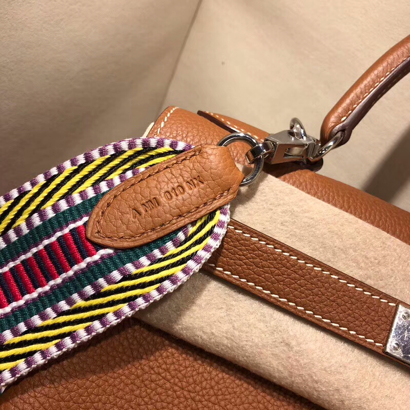 Hermes 爱马仕Kelly包 28cm Togo 37 Gold 金棕 银扣 配上Sangle Cavale肩带简直绝美