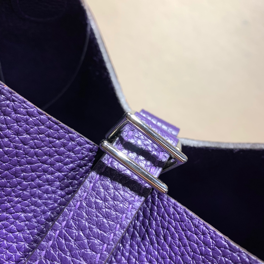 爱马仕包包批发 Picotin Lock18cm 法国顶级Tc皮 9K Lris 紫罗兰 银扣 手缝蜜蜡线缝制