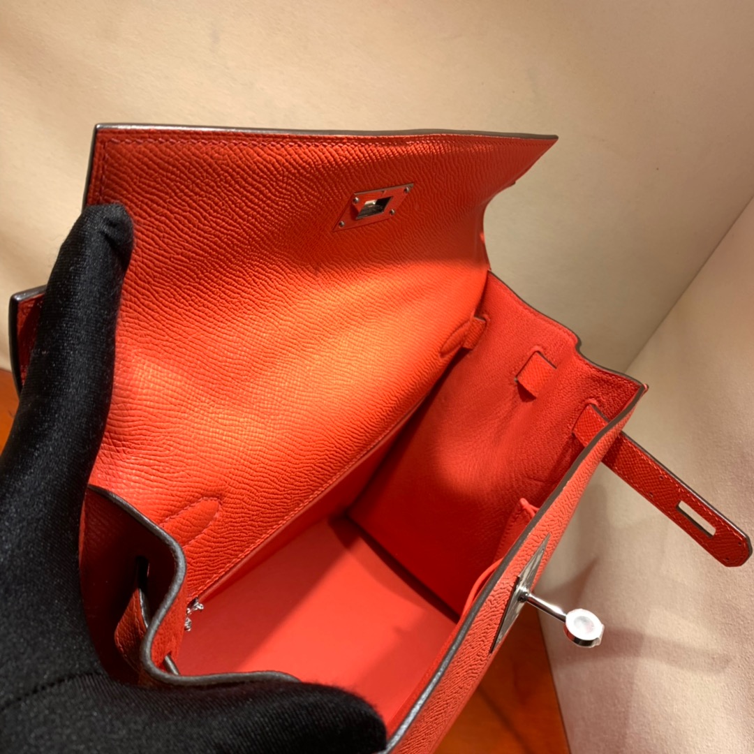 爱马仕凯莉包 Kelly28cm Epsom T5西瓜红 金-银扣 蜜蜡线手缝