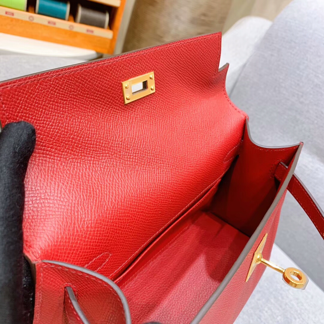 爱马仕包包 Mini Kelly Epsom K1石榴红 金扣 蜜蜡线手缝