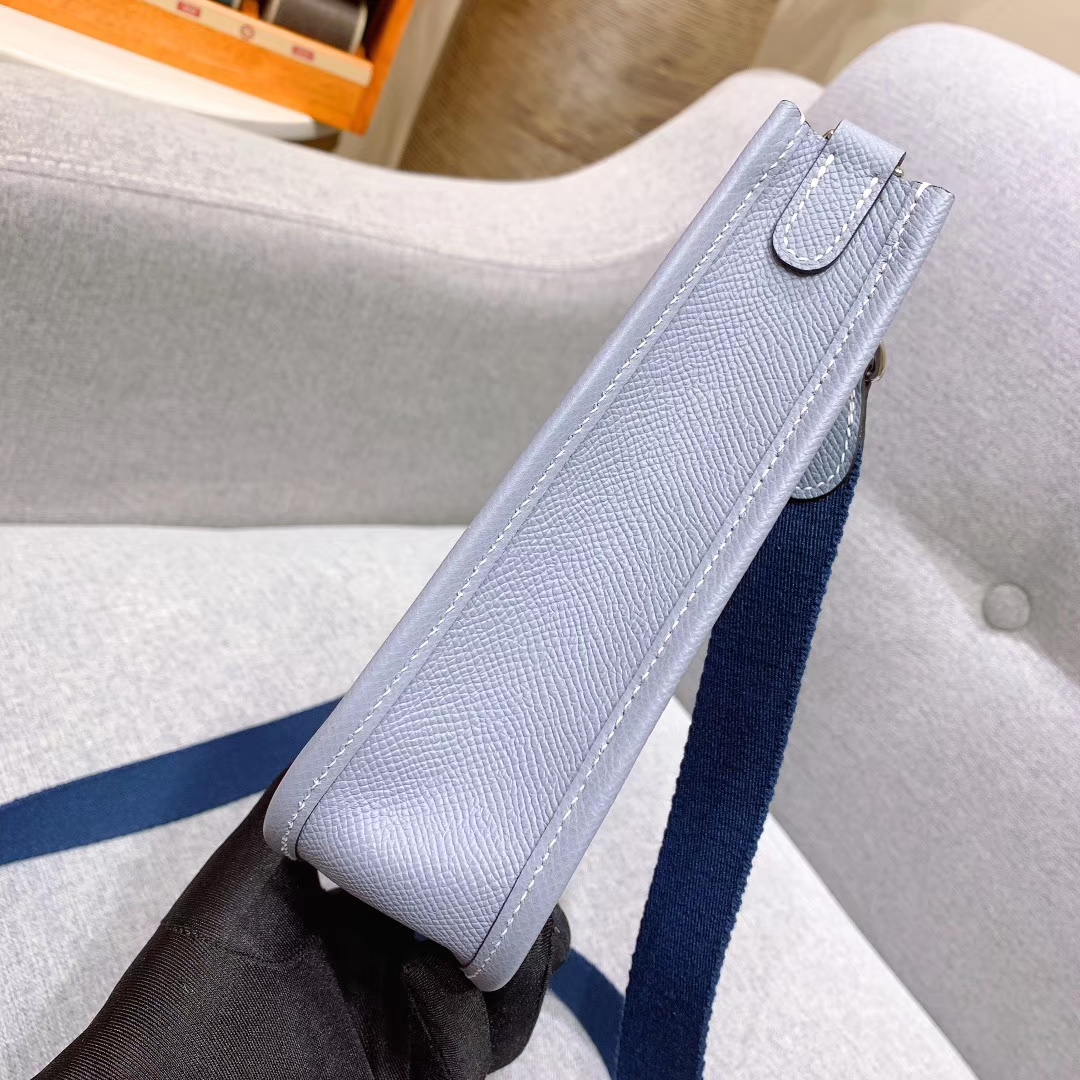 Hermes包包 Mini Evelyn 17cm Epsom J7亚麻蓝 银扣 蜜蜡线手缝