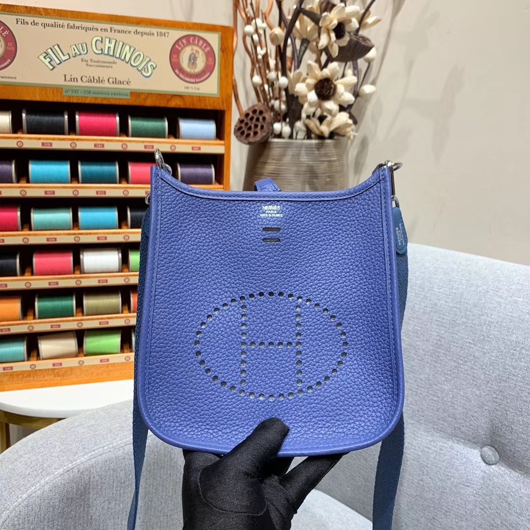 Hermes 17mini Evelyn伊芙琳 法国进口TC皮 玛瑙蓝 银扣 蜡线手缝