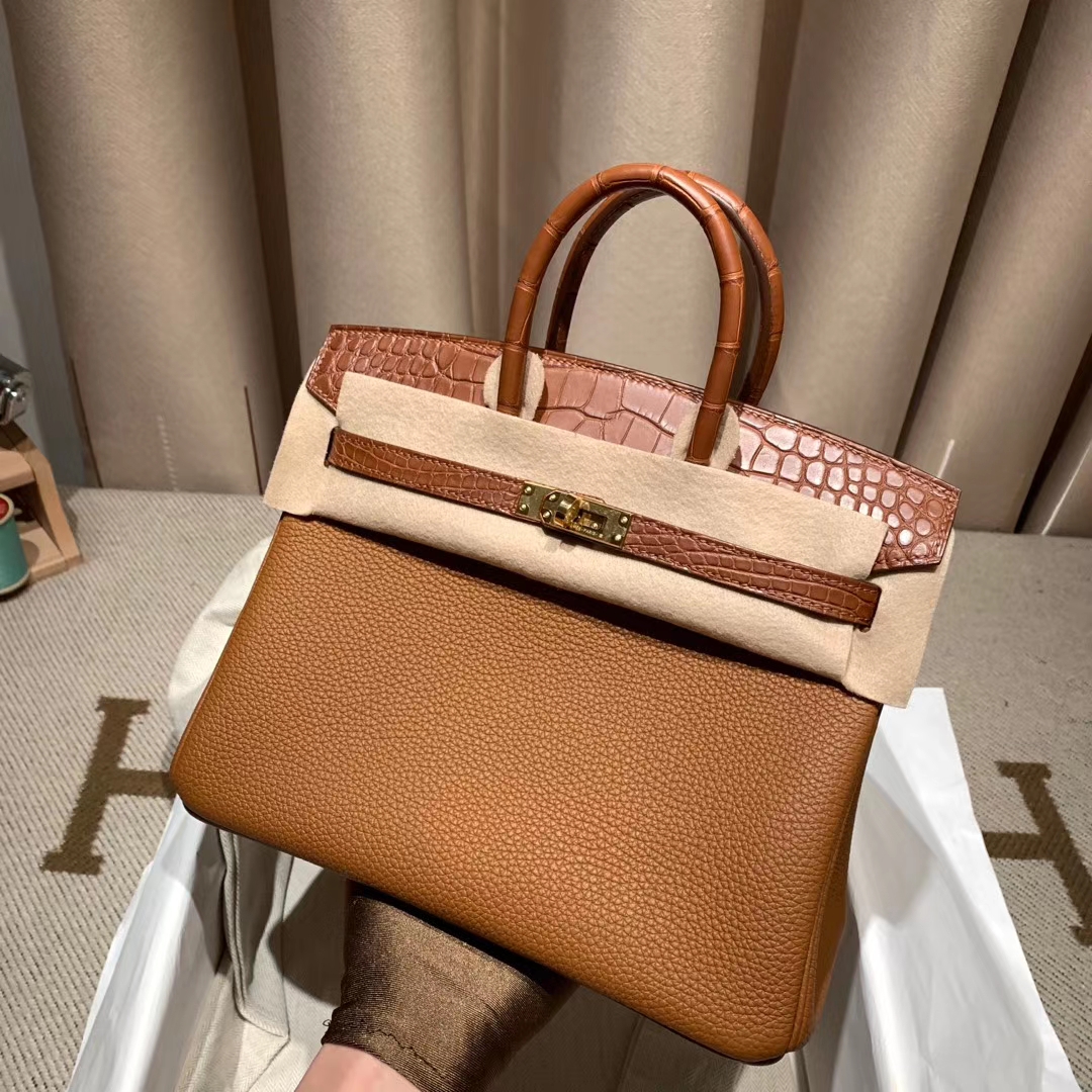 爱马仕包包官网 Birkin Touch 30cm 鳄鱼 37金棕 金扣