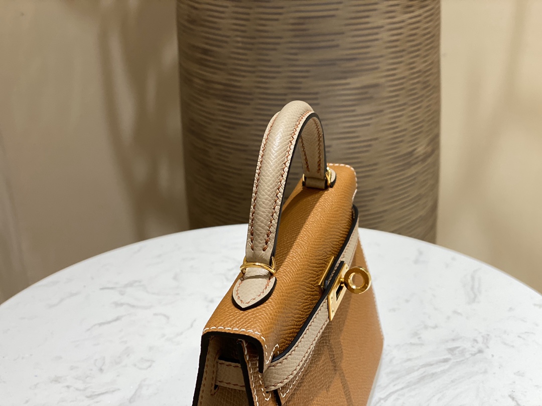 爱马仕包包 Mini Kelly 20cm  37-金棕拼风衣灰 金扣